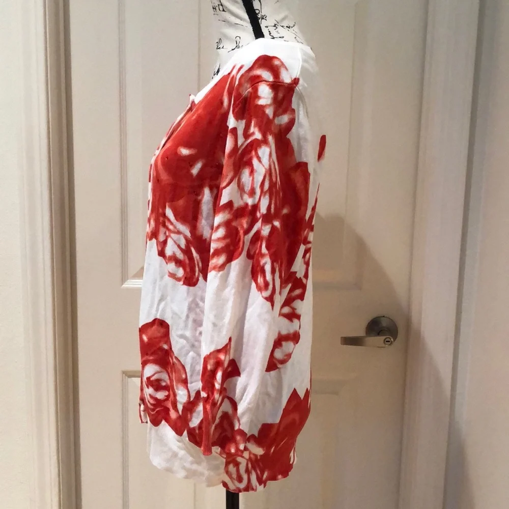 Cyrus Orange and White Floral Sweater size XL